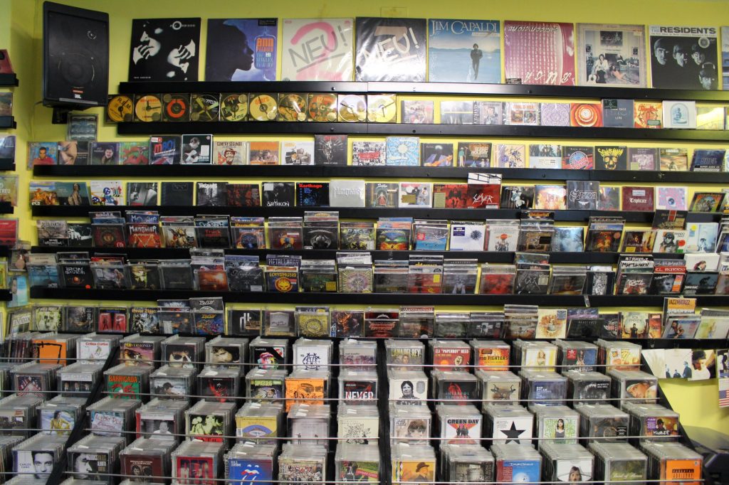 si puedes guisante pavo Las últimas tiendas de discos de A Coruña
