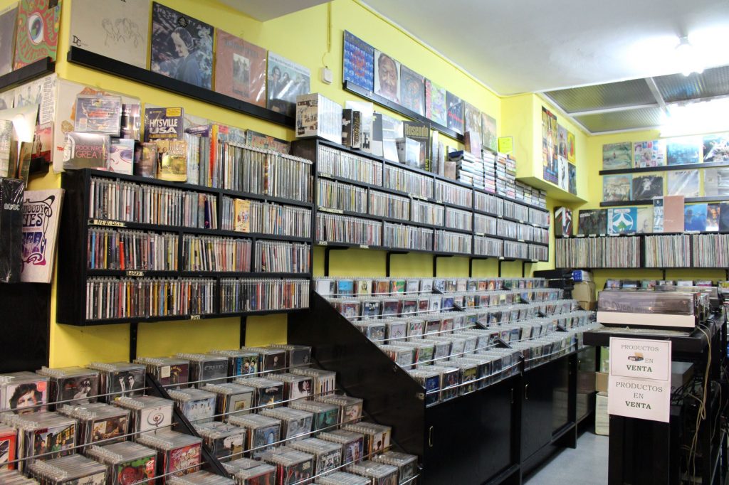 Paraíso franja Abundancia Las últimas tiendas de discos de A Coruña
