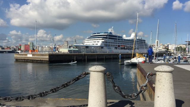 El buque Insignia en el Puerto de A Coruña
