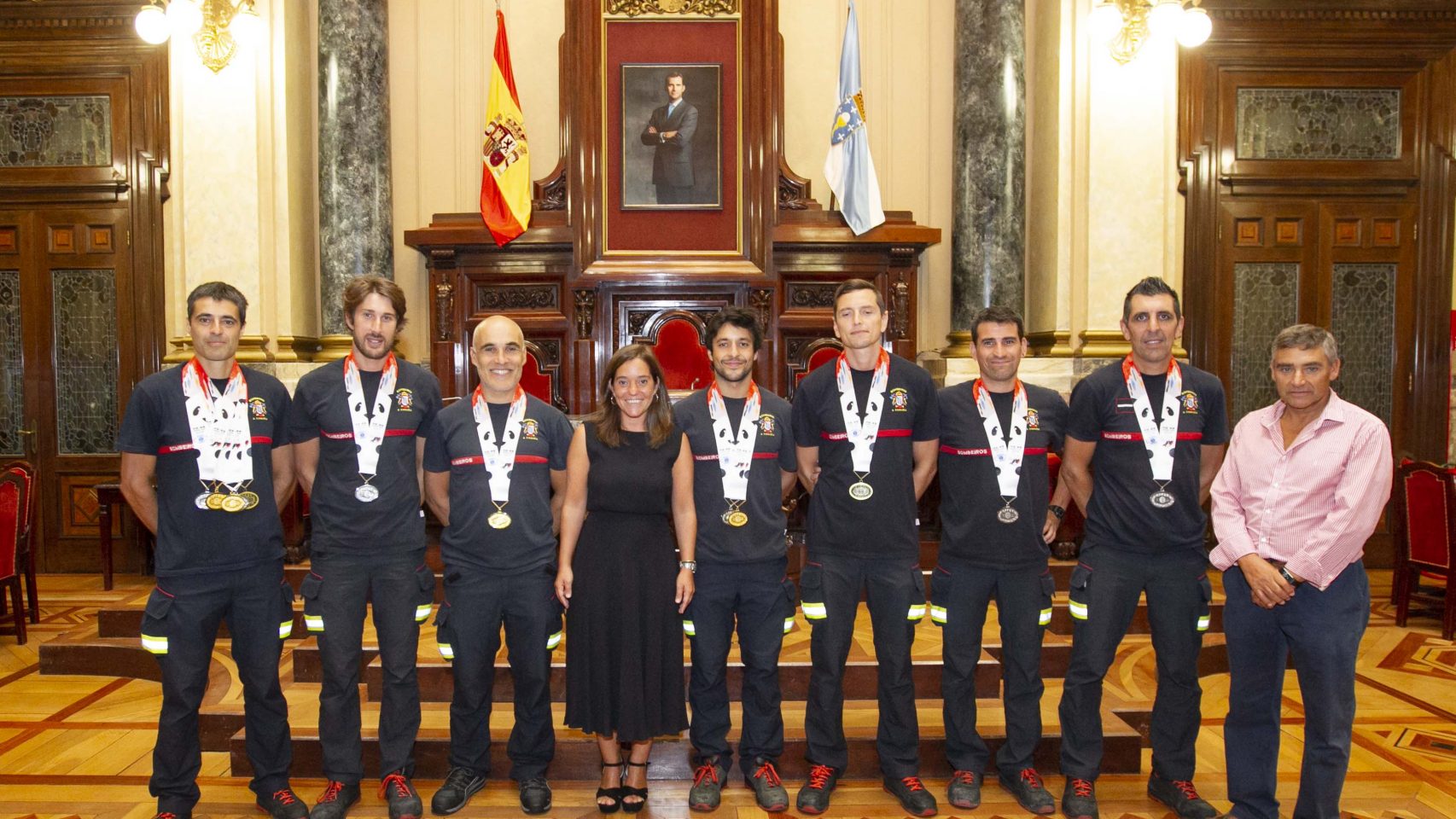 La alcaldesa recibió hoy a los medallistas en María Pita