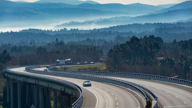Imagen de archivo de una autopista gallega.