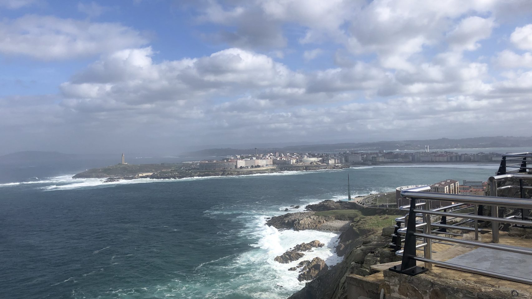 A Coruña desde el parque de San Pedro.
