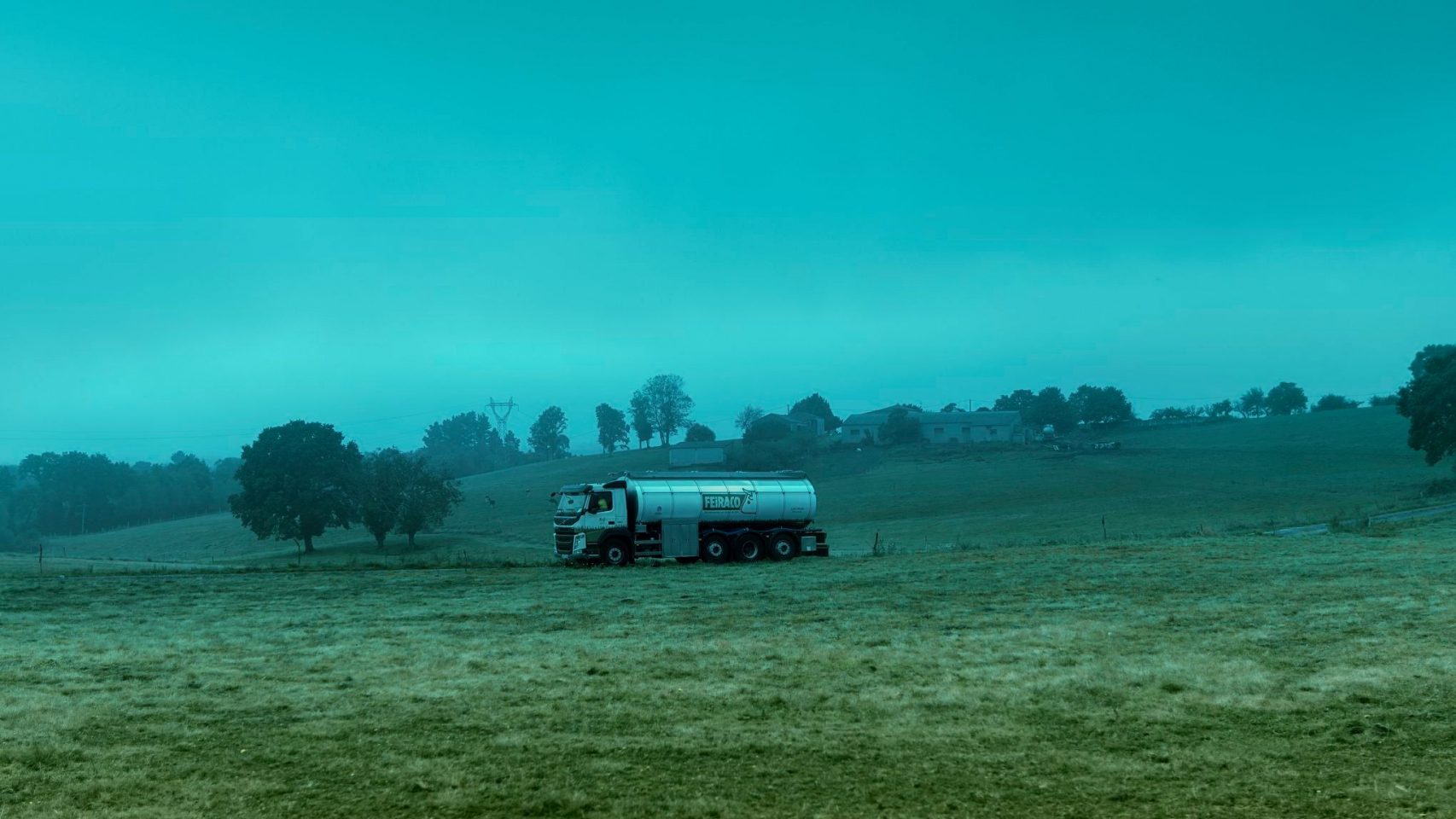 Imagen de un camión de leche Feiraco
