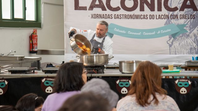 El chef coruñés Antonio Amenedo en un showcooking.