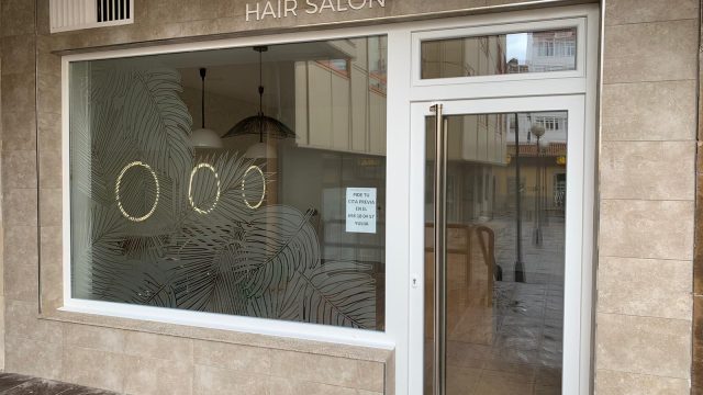 The One, nueva peluquería en el Orzán 