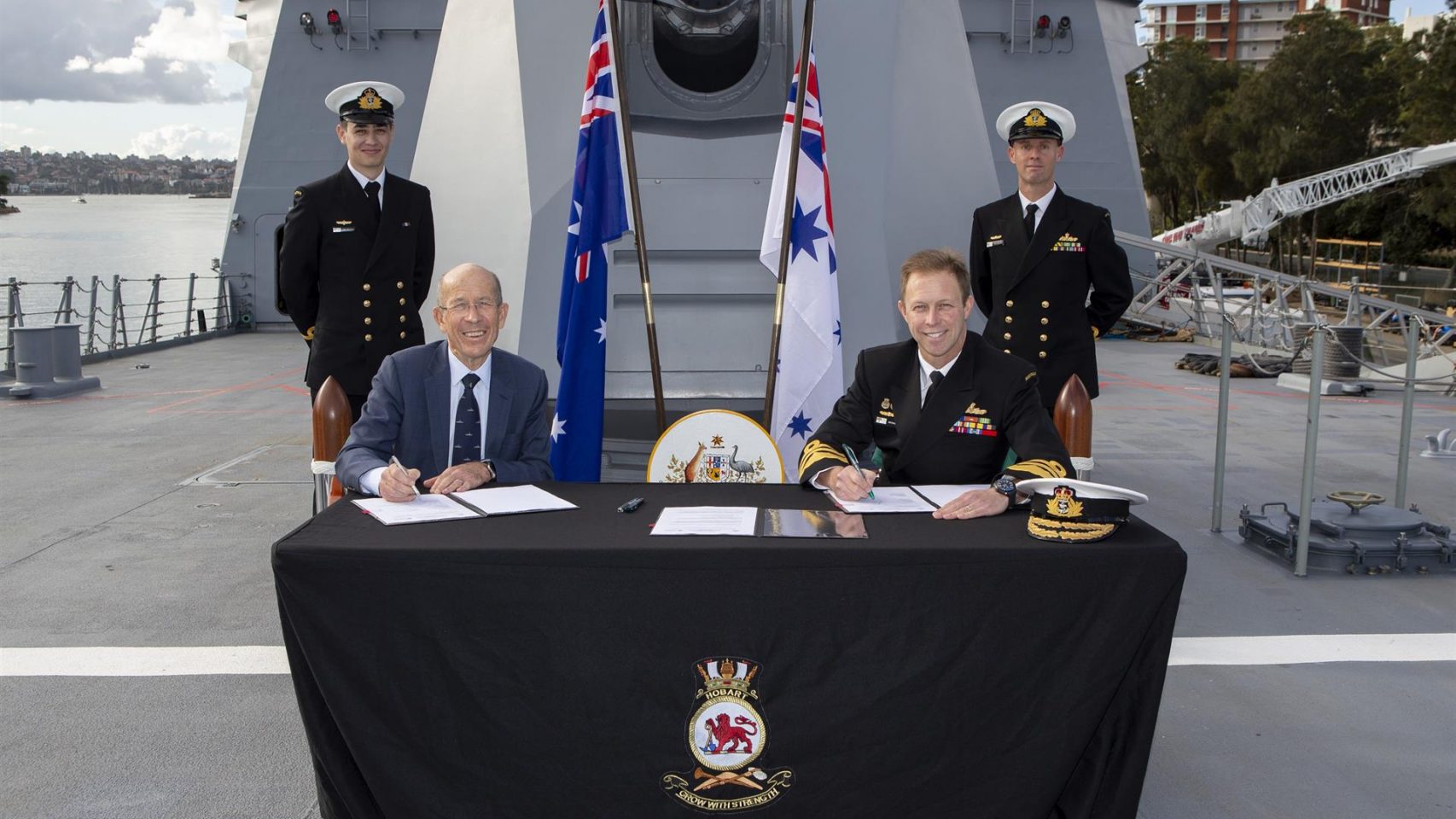 Navantia firma con Australia el mantenimiento de todos los buques construidos o diseñados por la empresa naval española.