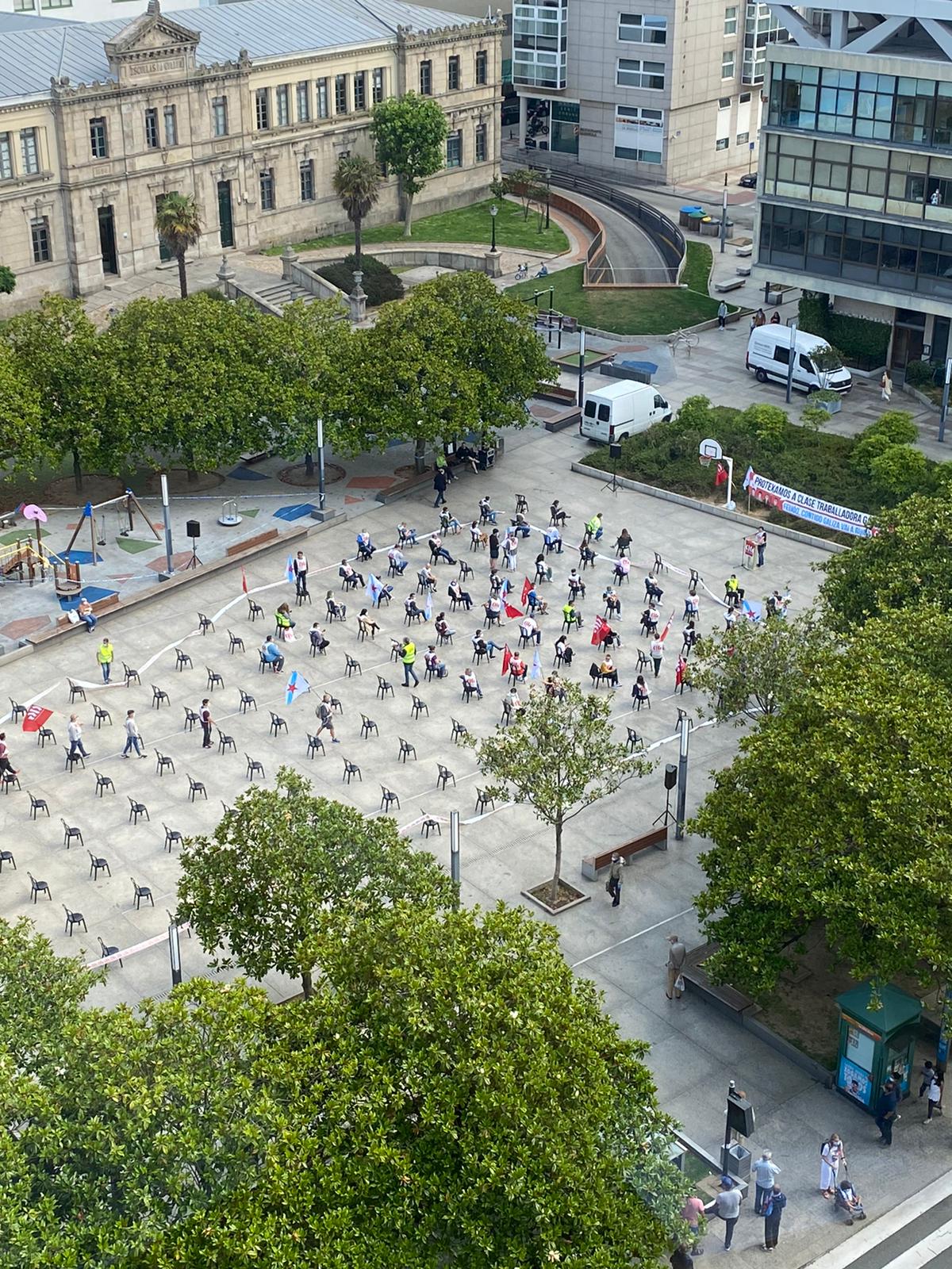 La Cig Convierte La Plaza De Pontevedra En A Coruña En Un Improvisado Salón De Actos 6610