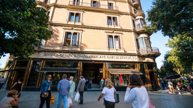 Una de las tiendas que Adolfo Domínguez tiene en España.