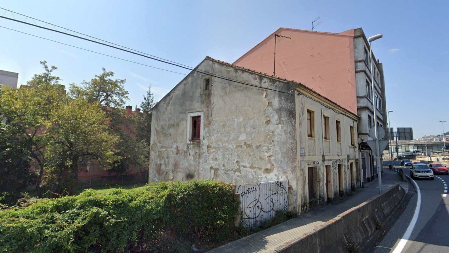 Una casa okupada de Perillo (Oleiros).