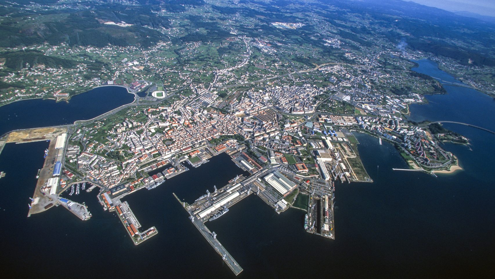 Foto aérea de la ciudad de Ferrol.