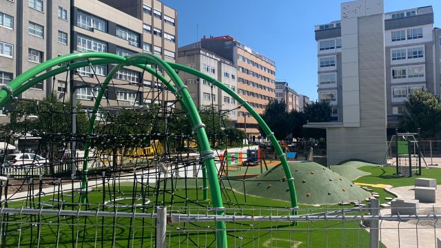 El castillo es la más llamativa de las nuevas instalaciones que se están construyendo para los niños.