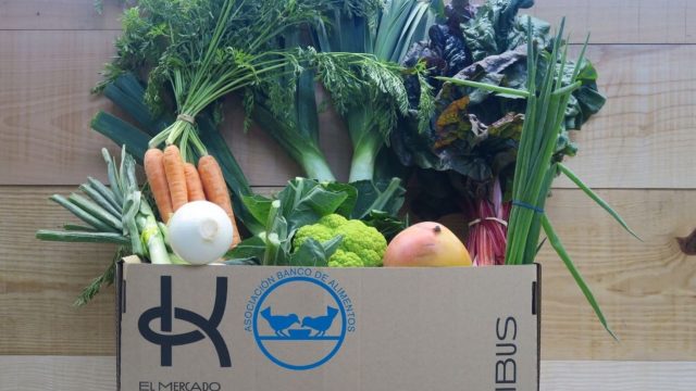 Cesta de Kibus en colaboración con el Banco de Alimentos 