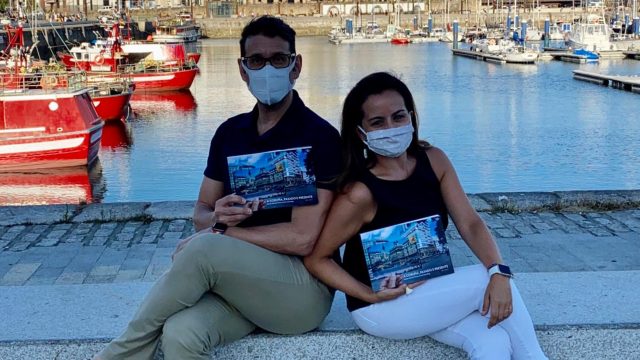 Xosé Castro y Carmen Martínez, autores de 'A Coruña, pasado y presente'.