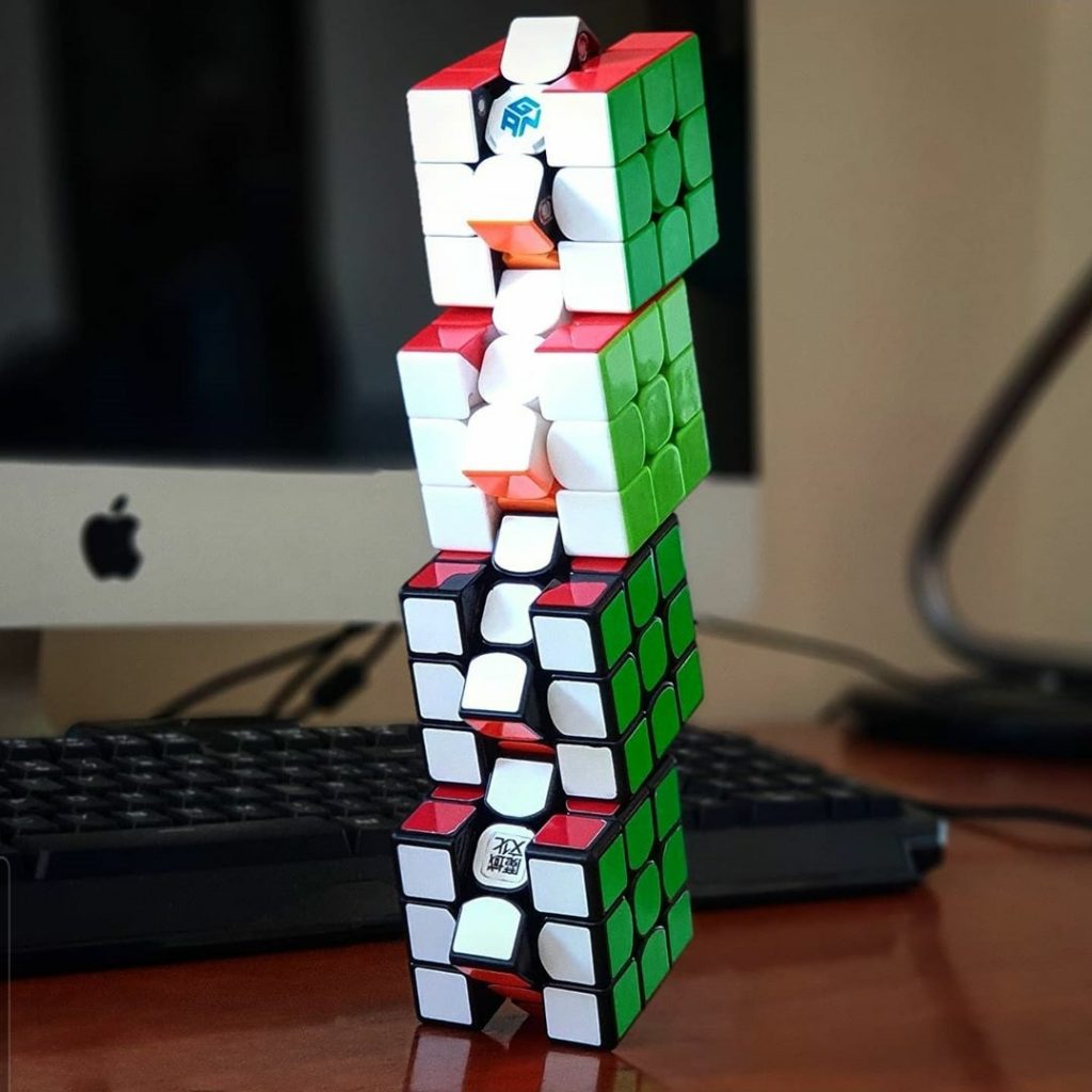 Rubik Squad: el coruñés que triunfa en Instagram con su contenido sobre cubos  de rubik