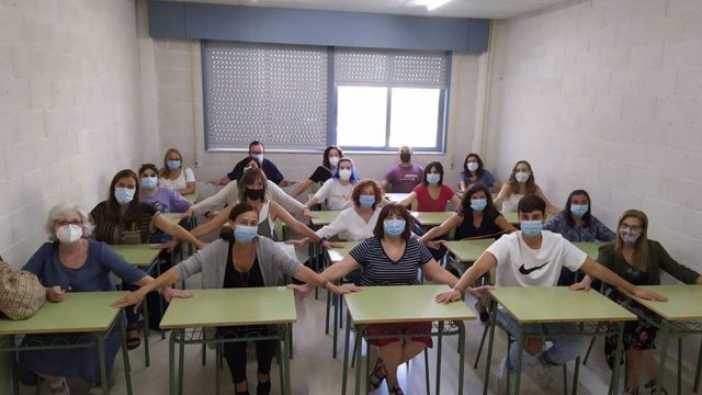 La directiva del instituto de Adormideras.
