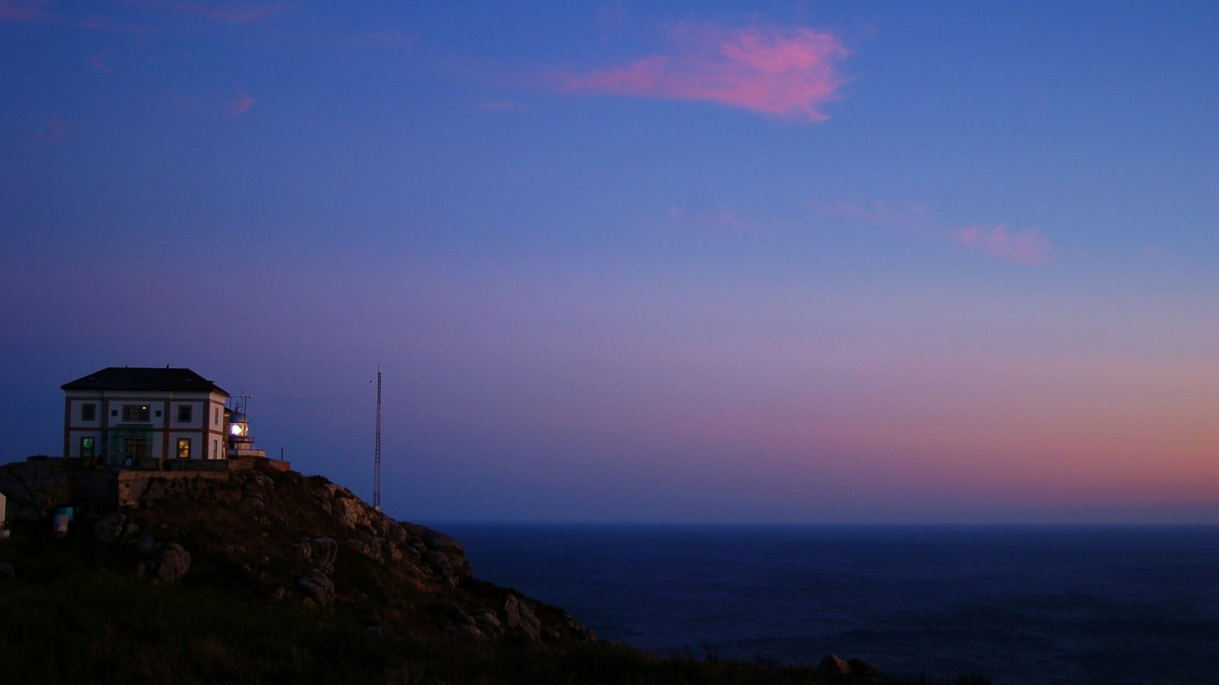 Cabo Fisterra de noche.