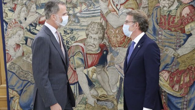 El Rey Felipe VI y el presidente de la Xunta, Alberto Núñez Feijóo.