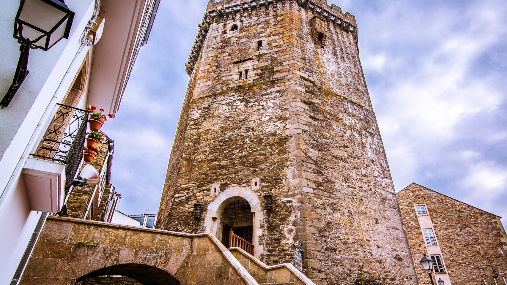 Torre dos Andrade en Vilalba  turismovilalba.com