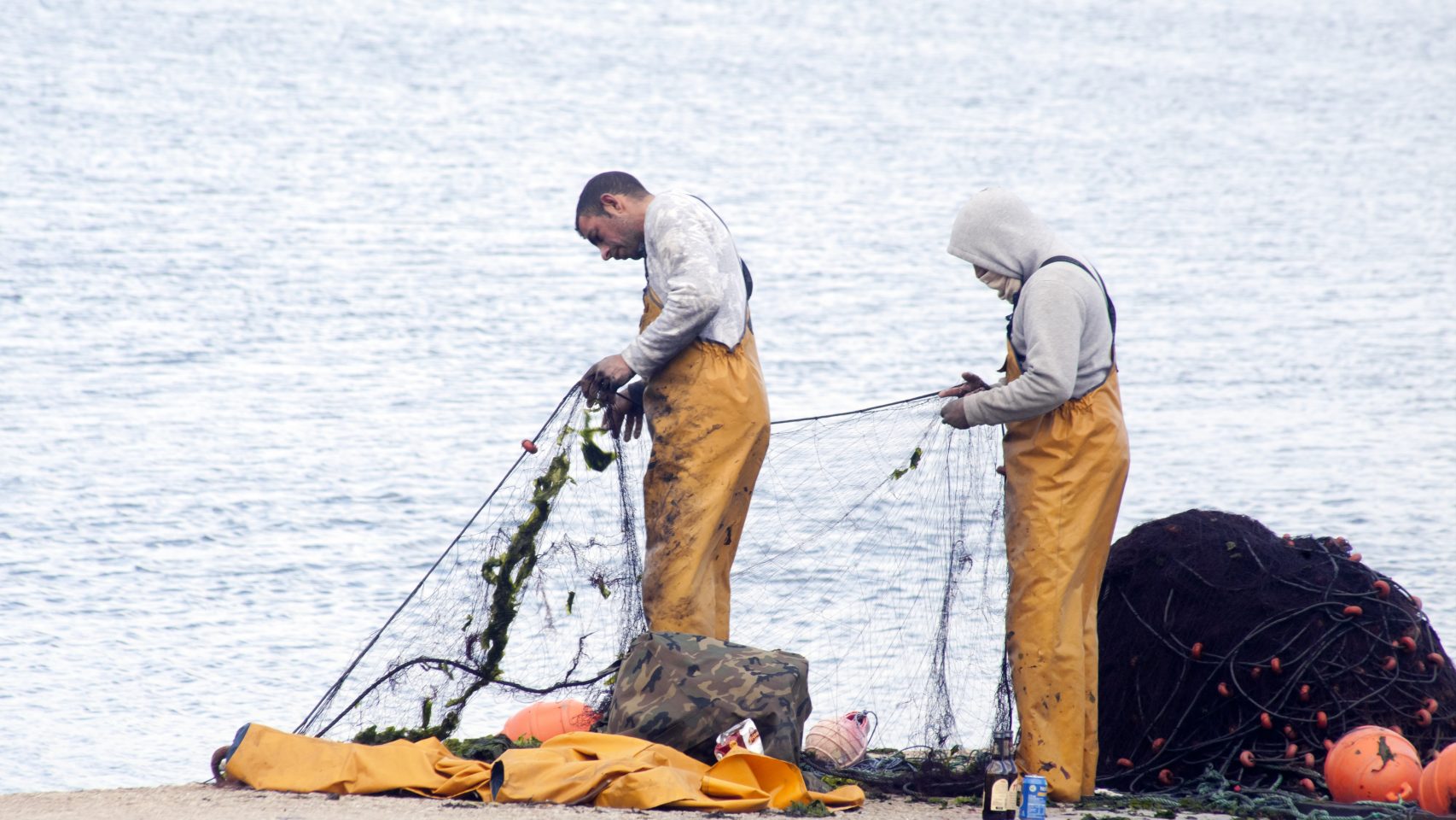 Pescadores en el Puerto de Vigo.