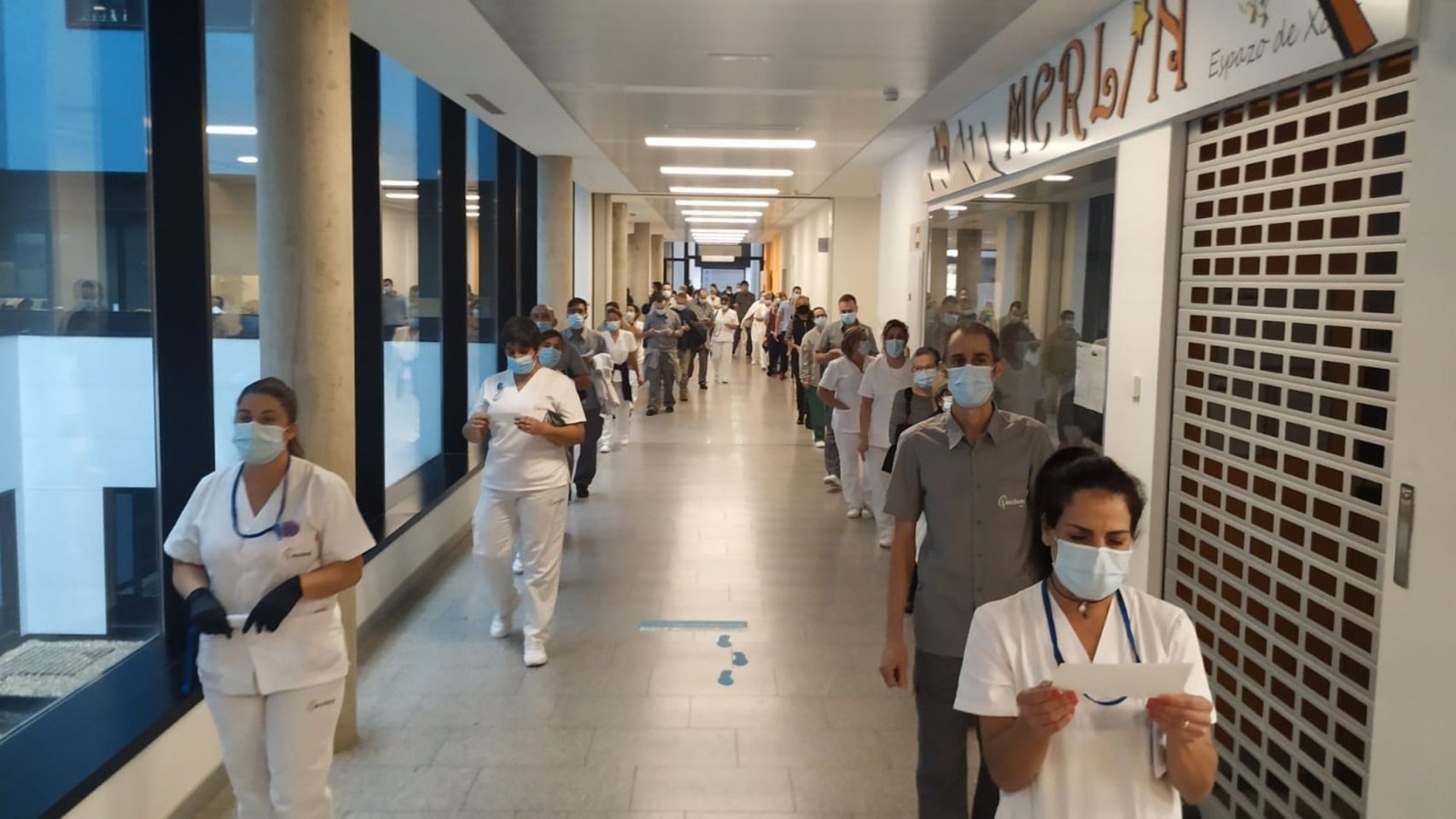 Protesta de trabajadores de la limpieza en el Hospital Álvaro Cunqueiro de Vigo en noviembre.