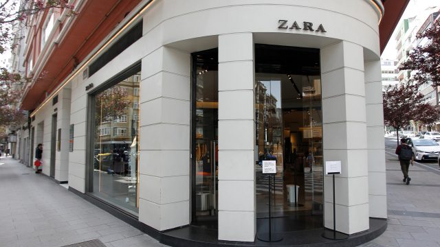 Primera tienda de Zara, en la Avenida de Arteixo