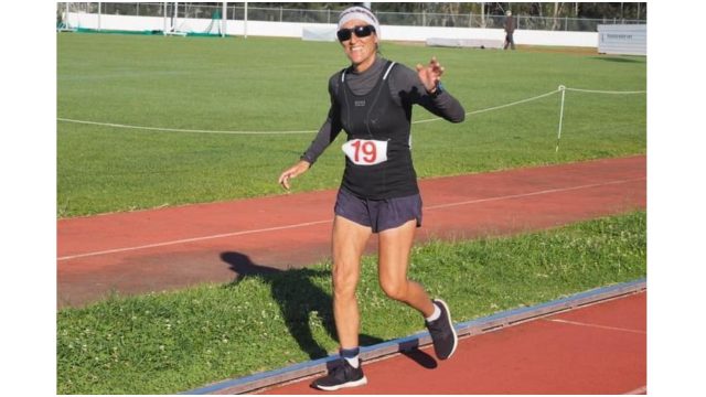 Maite Rojo durante la carrera en la que logró recorrer 206 kilómetros en 24 horas.