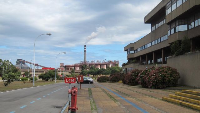 Fábrica de Alcoa en San Cibrao, en Cervo (Lugo).
