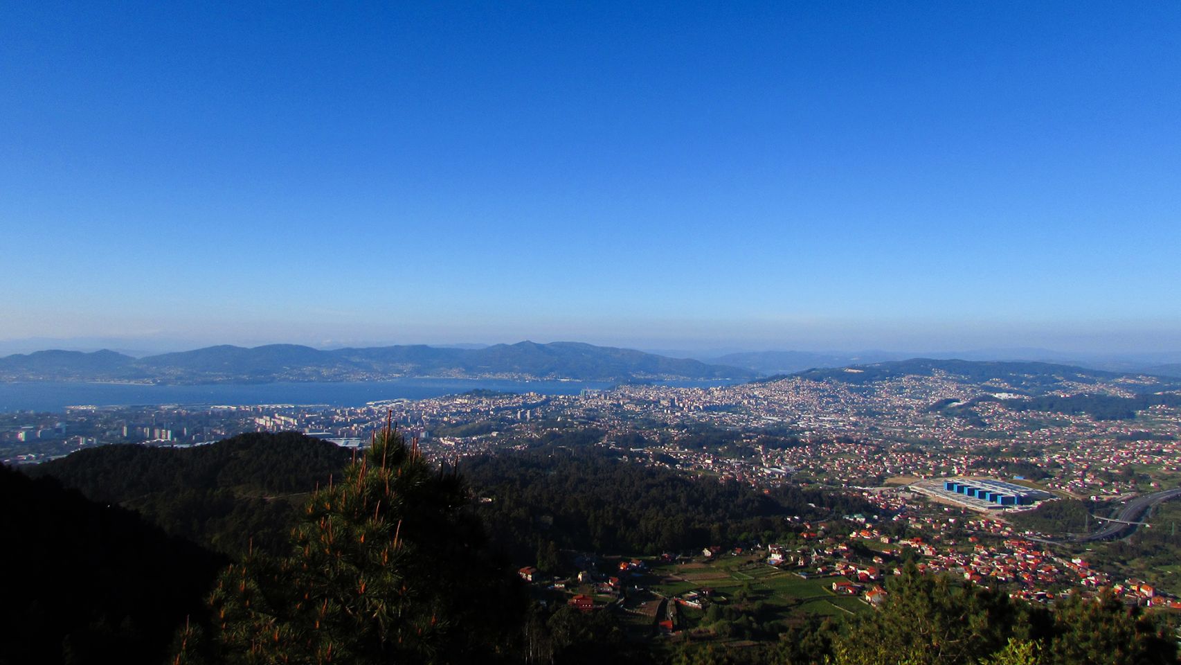 Vistas de Vigo desde el Monte Alba.