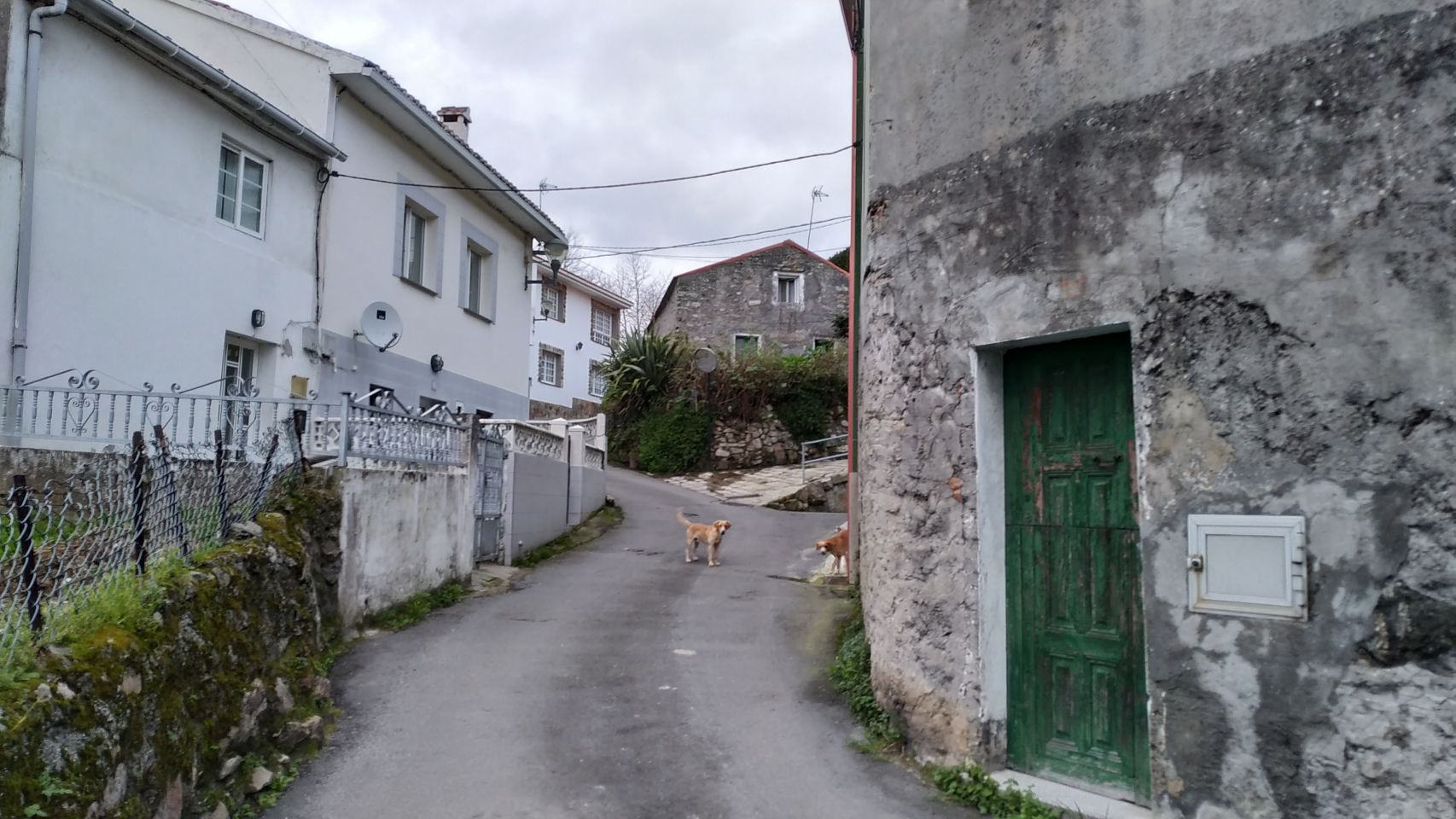 Nostián, la aldea fronteriza de A