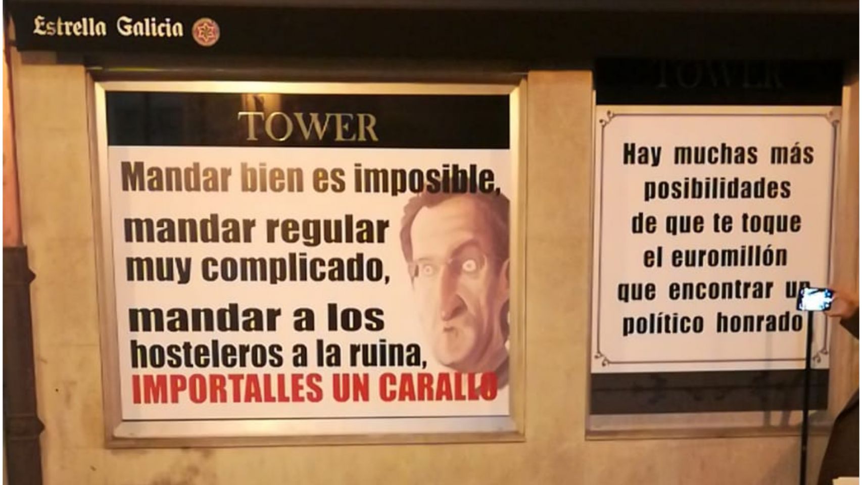 Cartel de protesta en el Bar Tower de A Coruña.