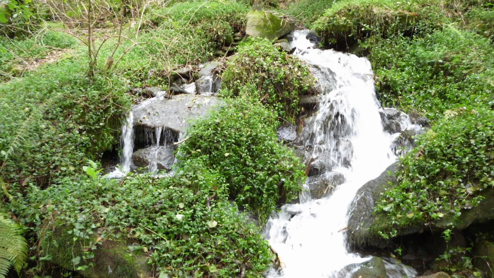 Cascadas en la Ruta da Pedra e da Auga (turismo.gal)