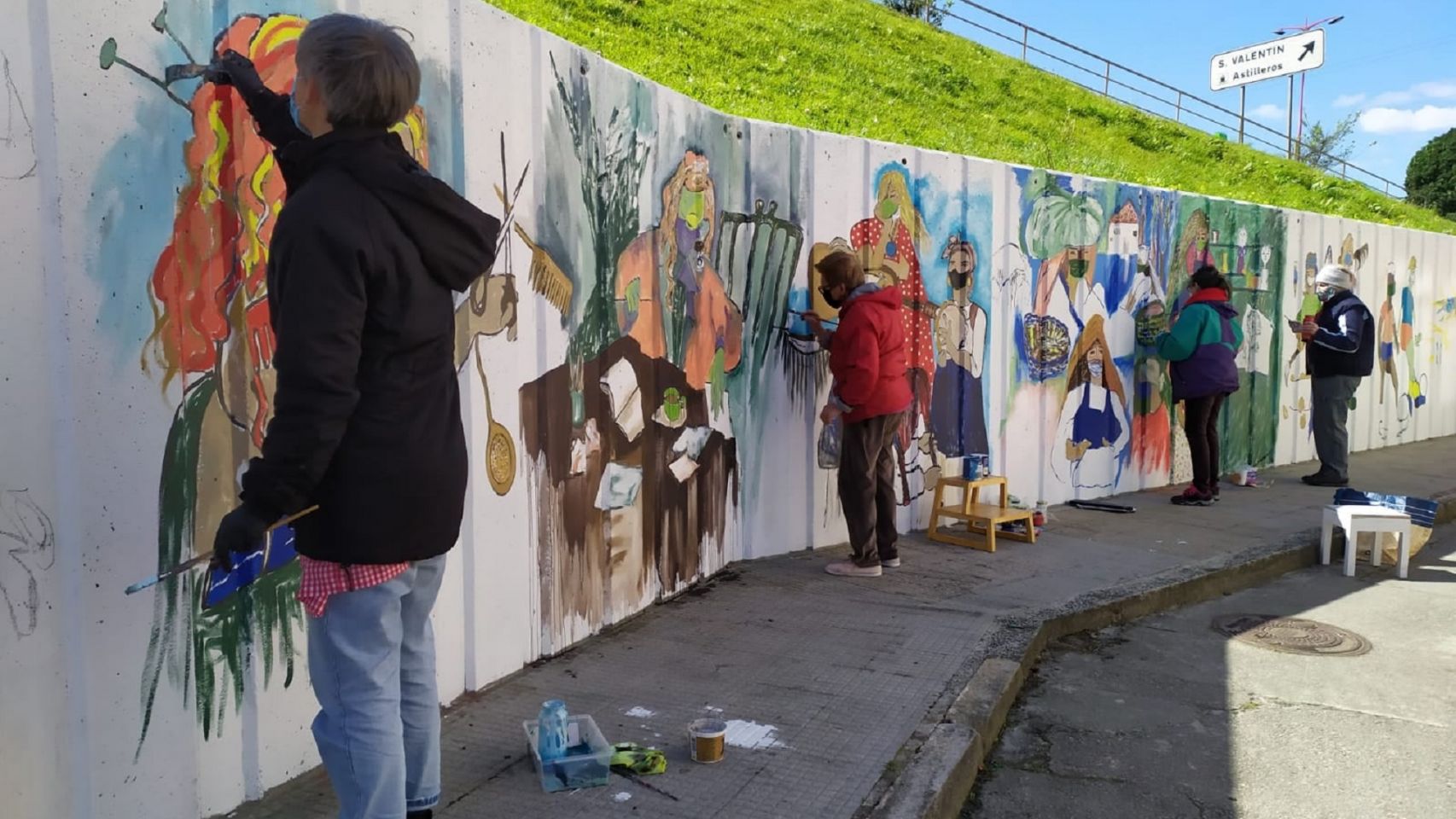 Mural colectivo para conmemorar el 8M en San Valentín (Fene).