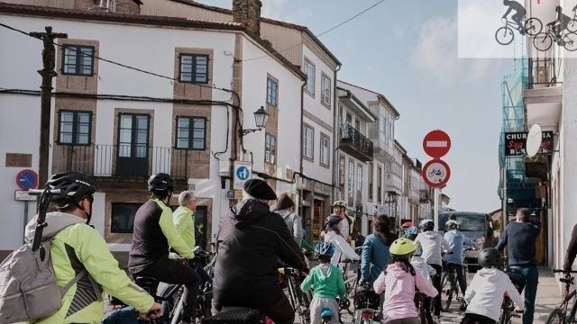 Bicicletas en la Rúa de San Pedro.