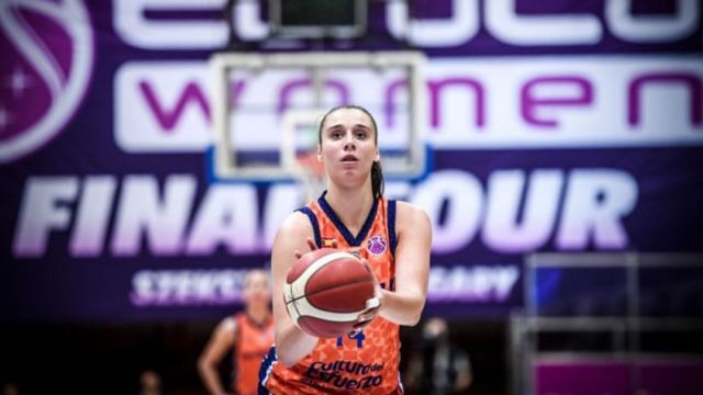 Raquel Carrera militaba en el Valencia Basket desde hace dos años