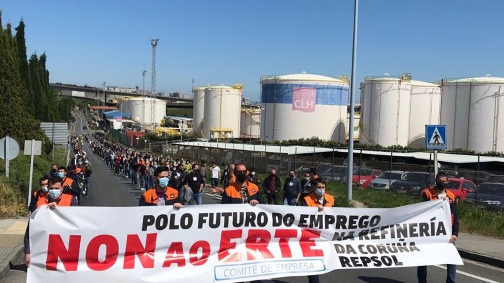 Movilización contra el ERTE de la refinería en A Coruña.