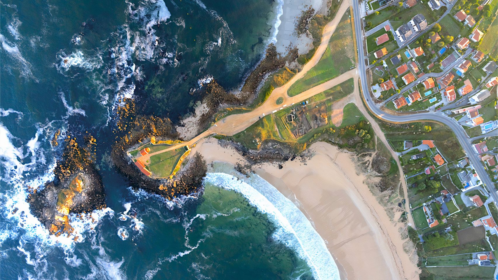 Vista aérea yacimiento de A Lanzada. Turismo Rías Baixas