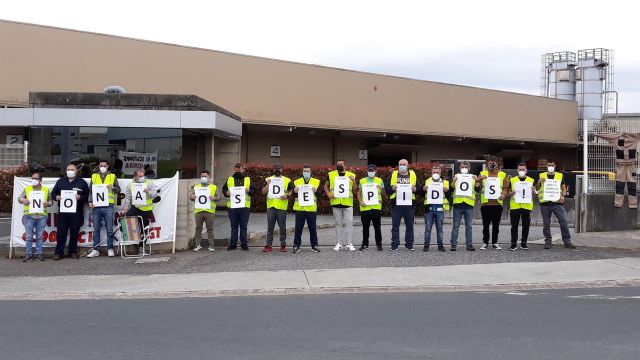 Trabajadores de Cándido Hermida en una protesta.