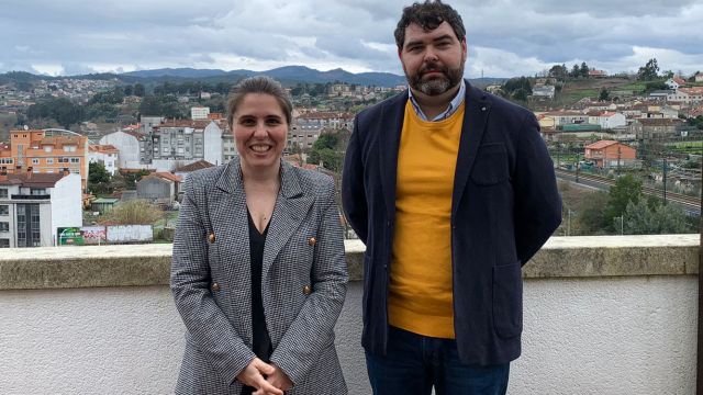 La investigadora de la UDC, Teresa Piñeiro, y su homólogo de la UVigo, Xabier
Martínez Rolán
