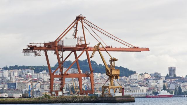 Grúas en el puerto de Vigo