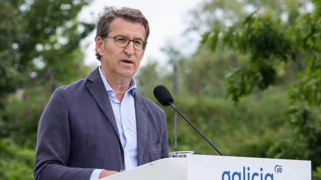 El presidente del PPdeG, Alberto Núñez Feijóo, en la Junta Directiva del partido.