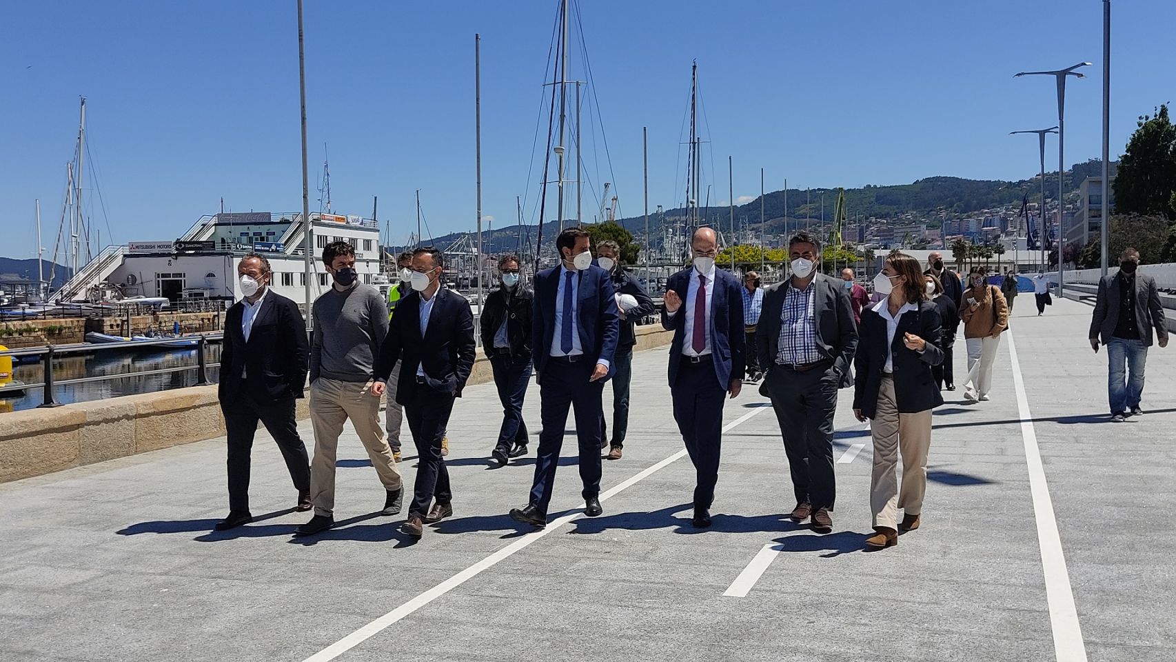 El presidente de la Autoridad Portuaria de Vigo, junto a otras autoridades, visitaron el tramo finalizado.