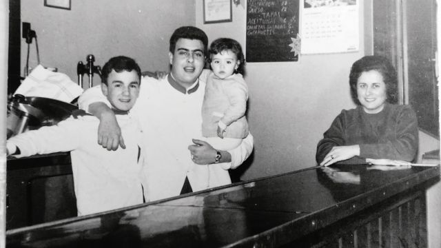 Una foto de familia de hace muchas décadas (cedida)