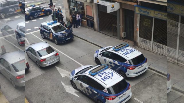 Agentes de la Policía acuden al lugar donde encuentran al menor desaparecido