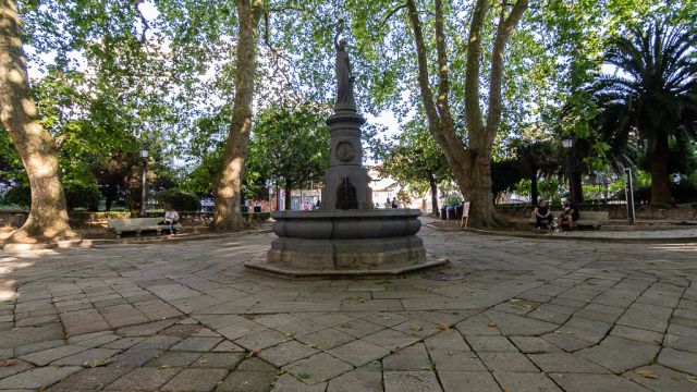 Plaza de Azcárraga.