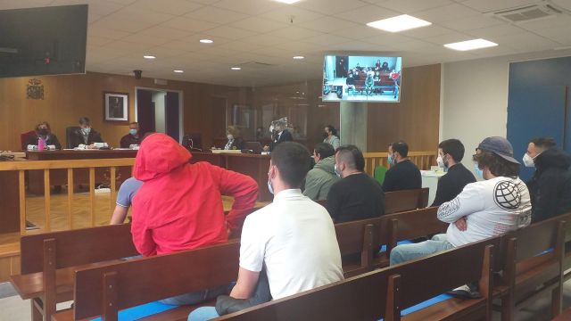 Aficionados 'ultra' del Celta, en un juicio en el que fueron condenados por alteración del orden, daños y lesiones.