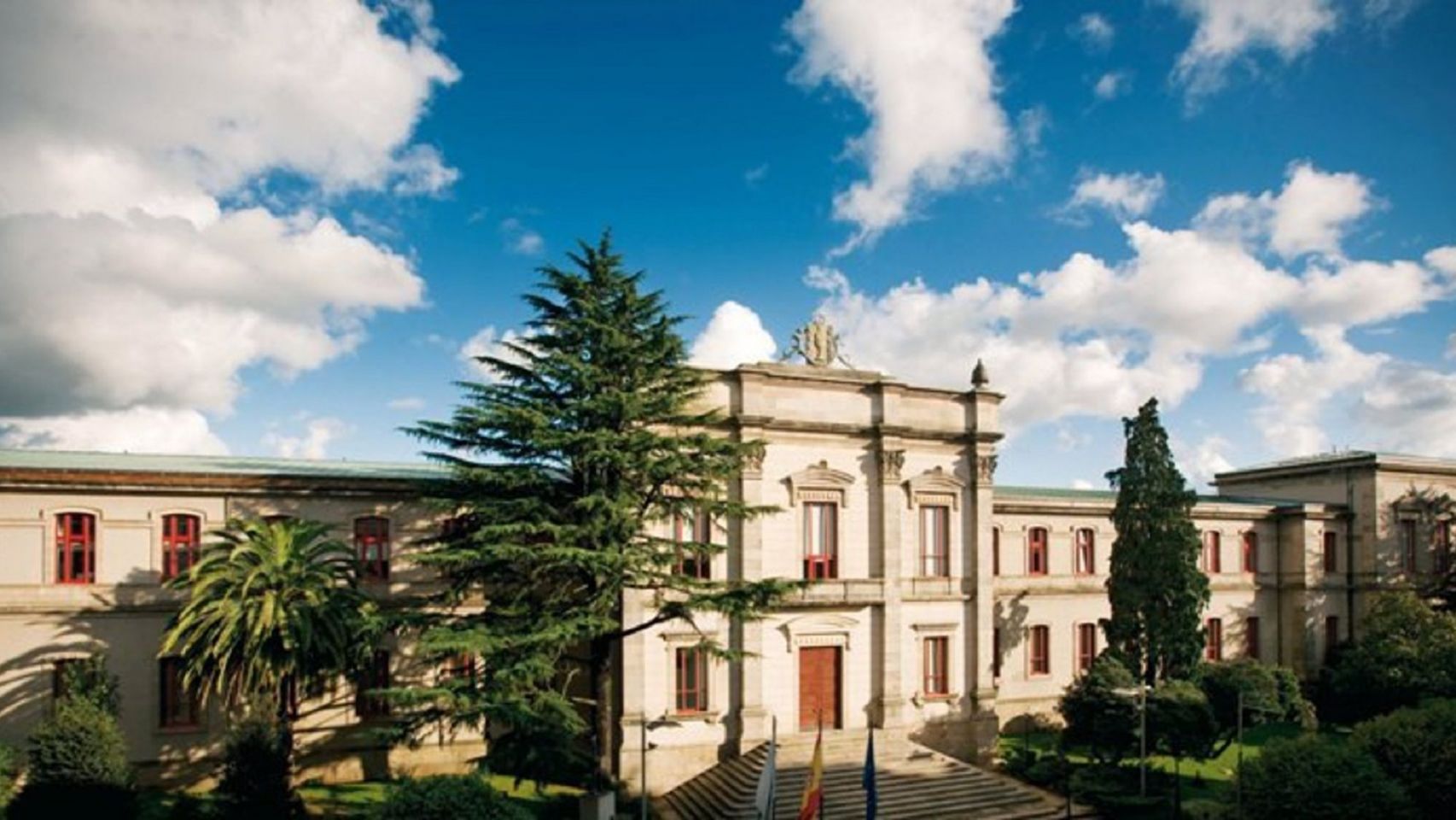 Fachada principal del Pazo do Hórreo, sede del Parlamento de Galicia, en una foto de archivo.