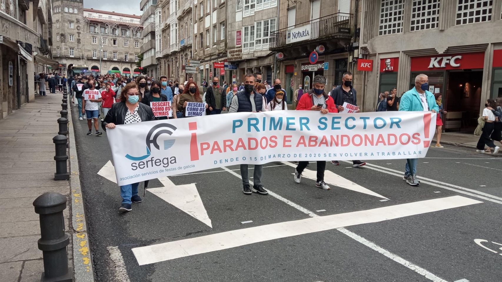 Manifestación del sector de las orquestas y verbenas de Galicia.