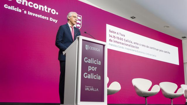 El conselleiro de Economía, Francisco Conde, durante su intervención en O Encontro.