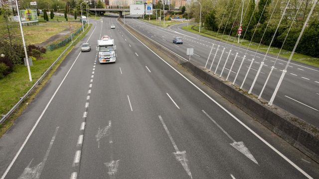 Tráfico rodado en la ciudad de A Coruña.