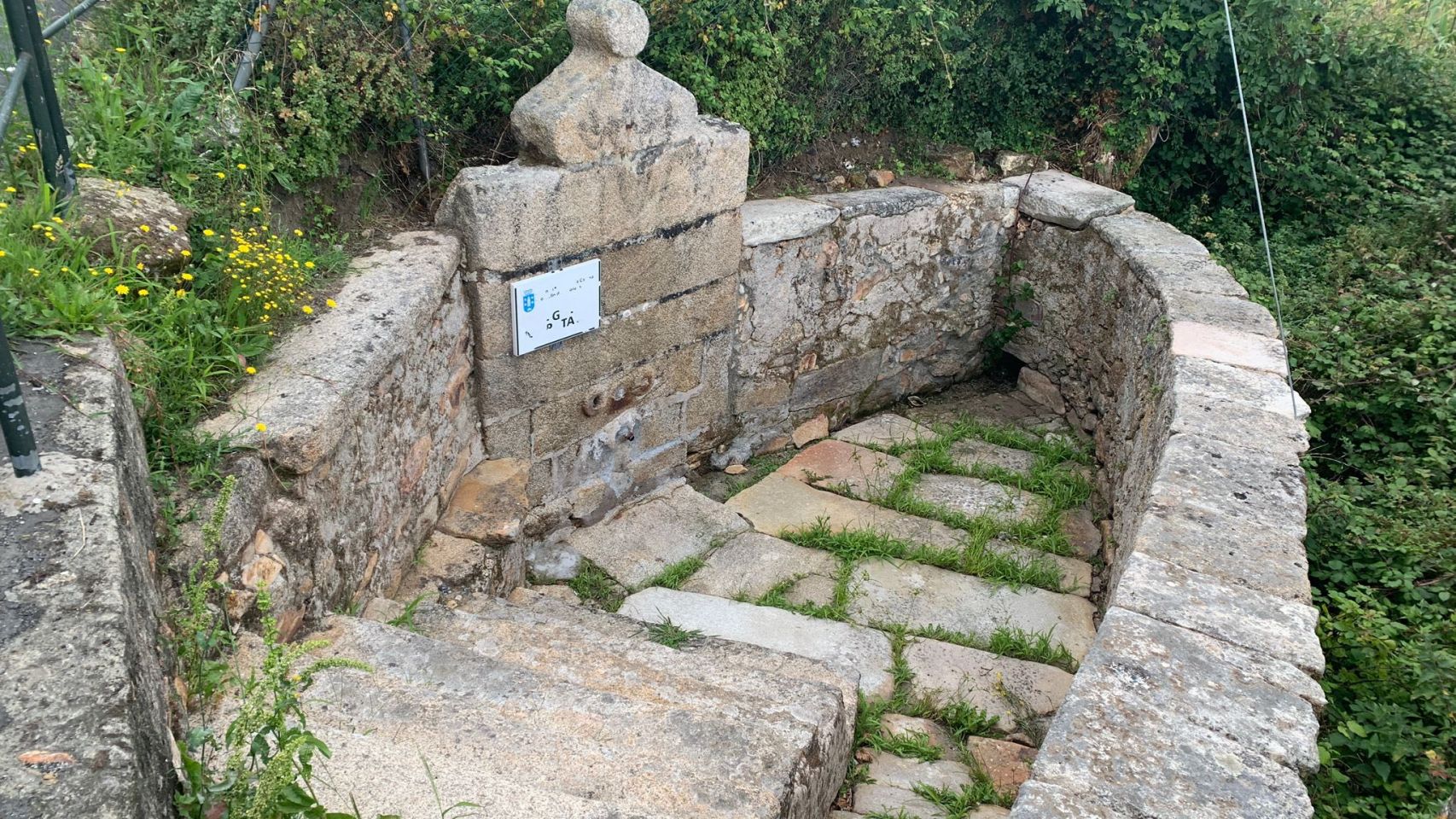 La fuente de Os Caños, en Eirís, en una foto de archivo.